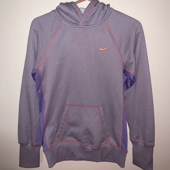 Light Purple Nike Hoodie - Picture 2 of 4